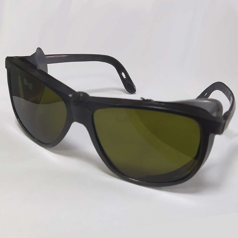 Очки защитные открытые, для сварщика, желтый фильтр, ГОСТ 97 года Очки защитные открытые, для сварщика, желтый фильтр, ГОСТ 97 года