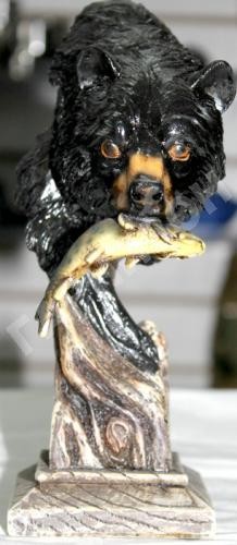 Статуэтка Медведь и Рыба